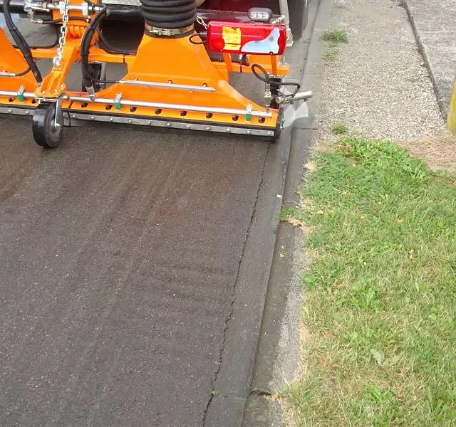 Hochdruckreiniger vorne (170 bar/125 L/min)